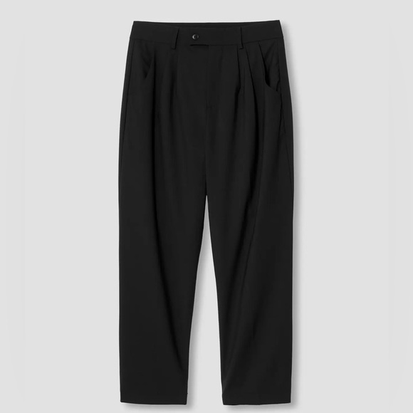 GOOP X UNIVERSAL STANDARD Black Wool Pleated Cropped Trousers - Picture 1 of 6